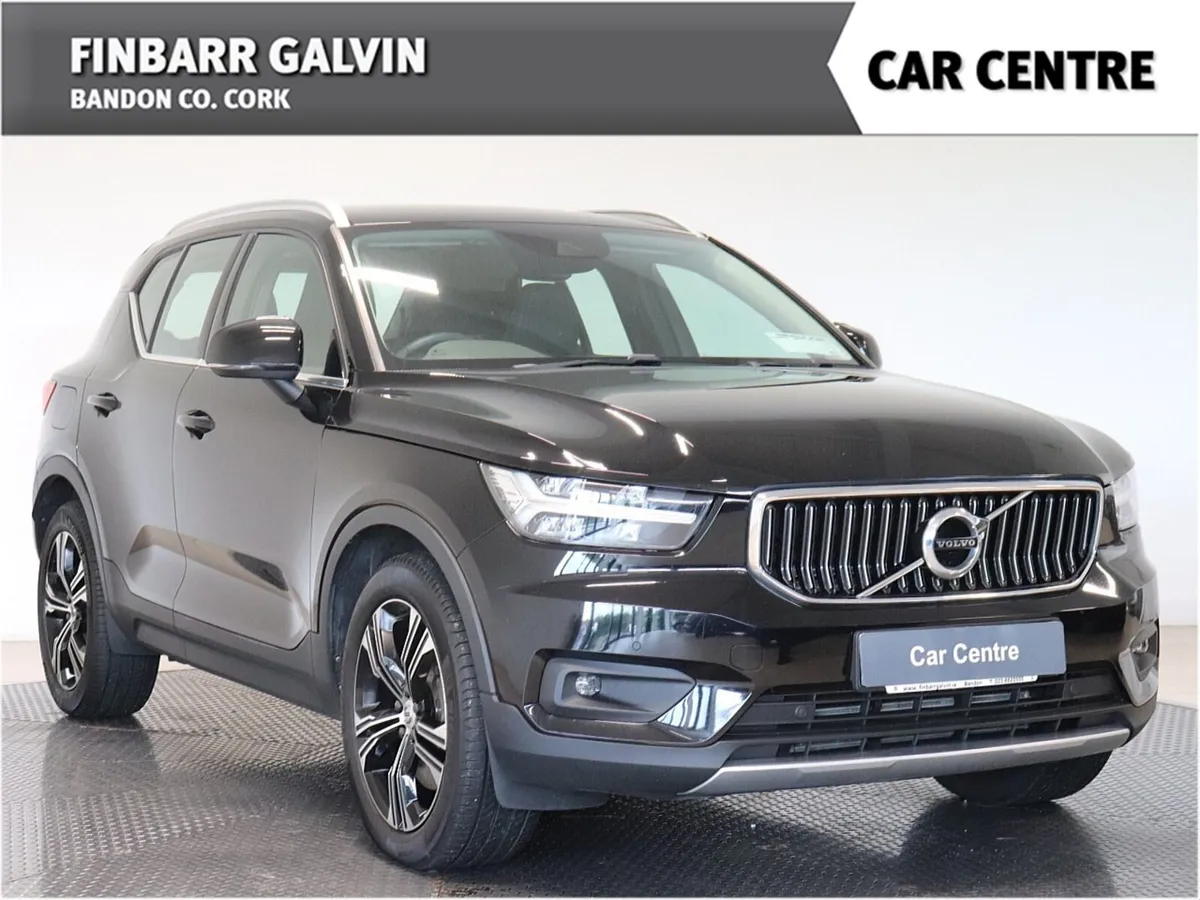 XC40 INSCRIPTION T4 RECHARGE - Image 1