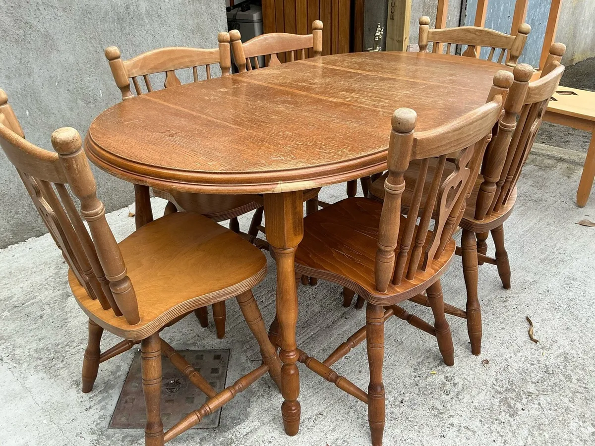 Tables and chairs - Image 2
