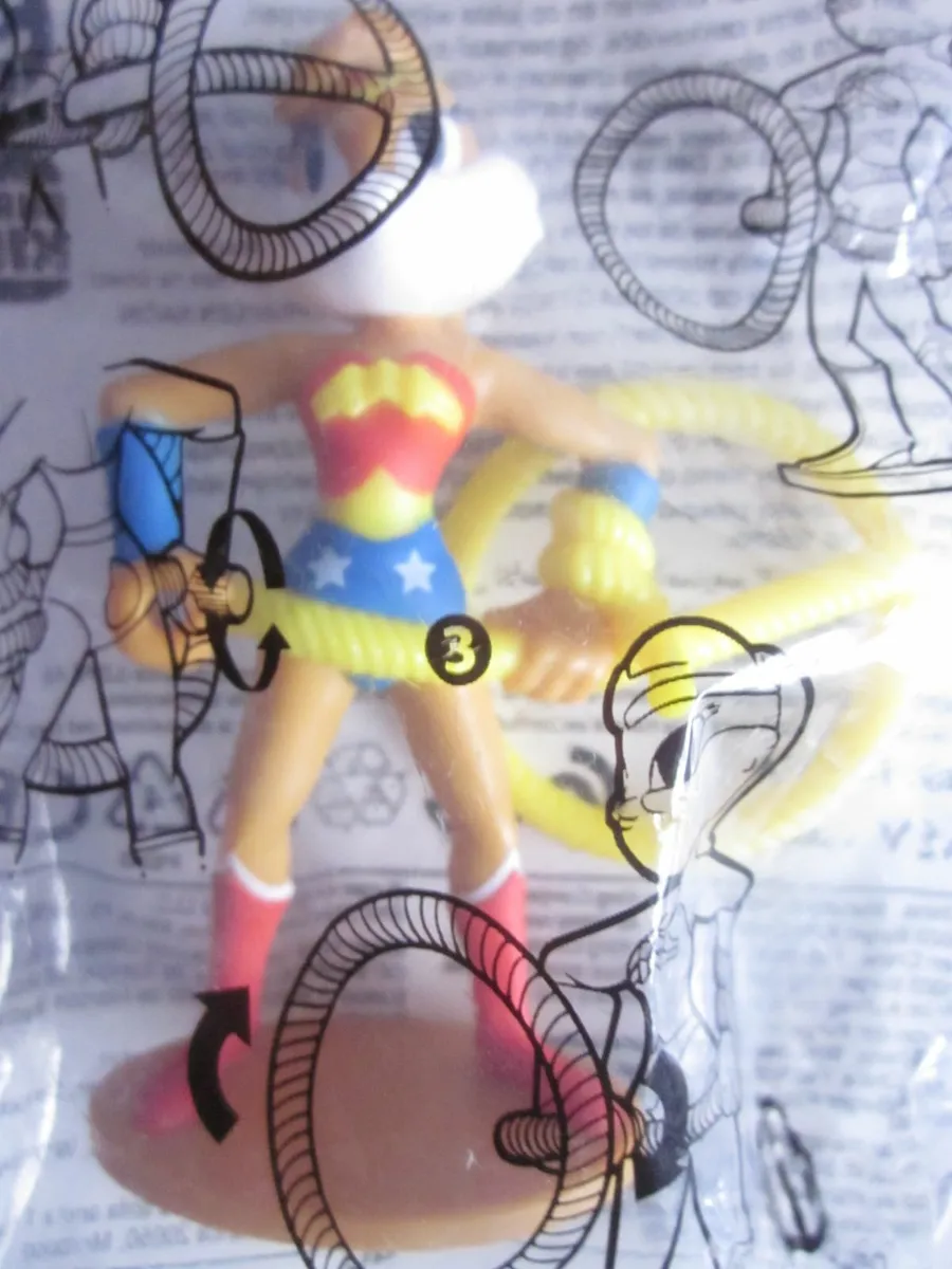 BurgerKing Warner Bros Lola Bunny Wonder Woman Fig - Image 3
