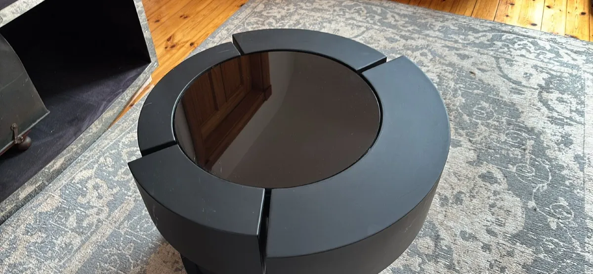 Steel side table - Image 1