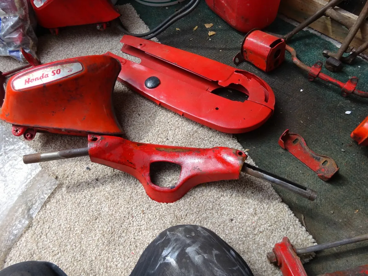 Honda C50 , C70, C90, C100 Round headlight Wanted - Image 2