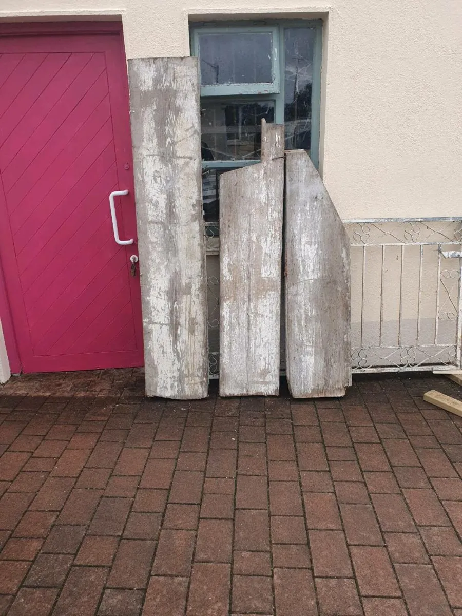 3 lengths of Pitch Pine Timber