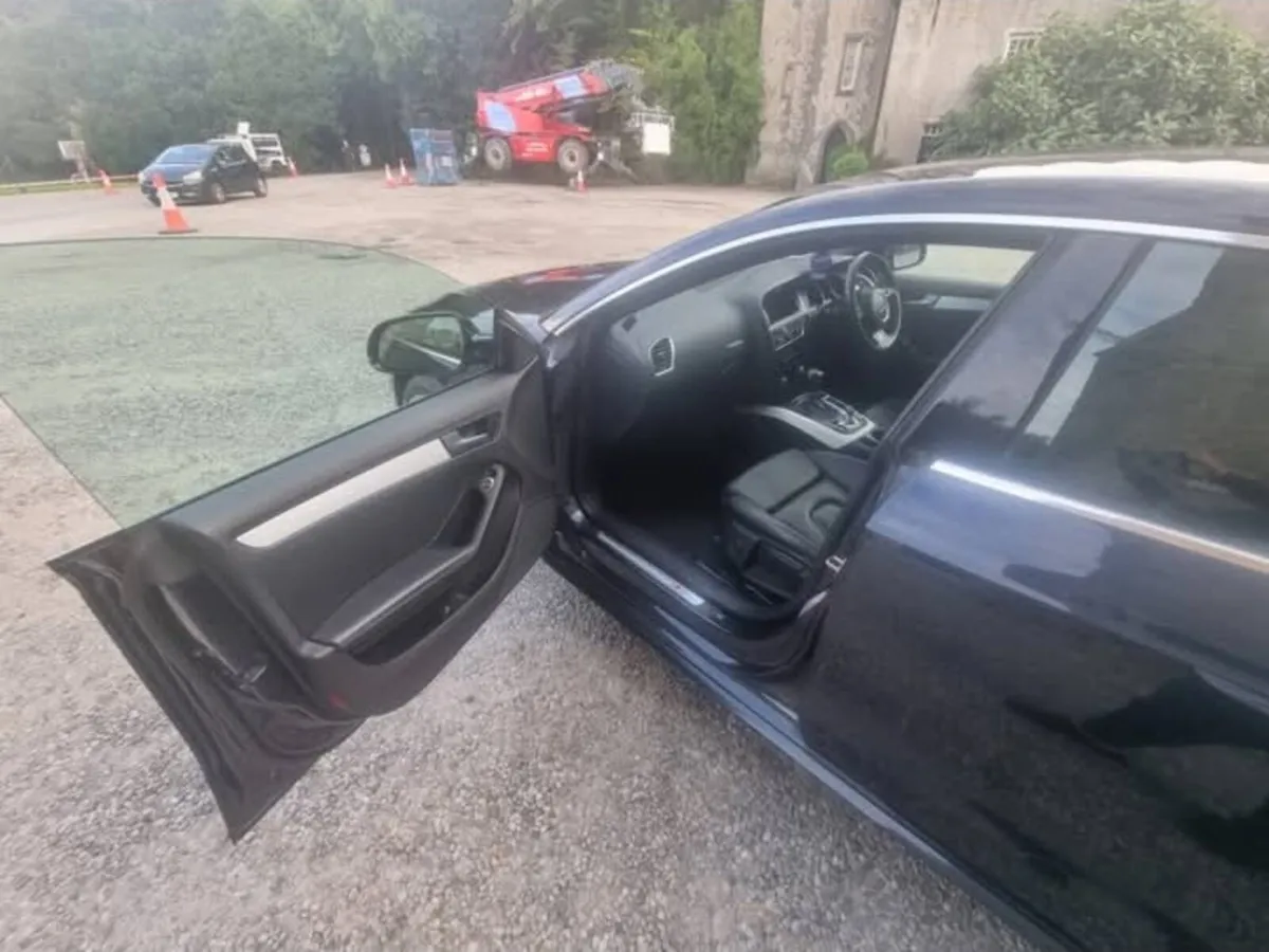 Car - Image 2