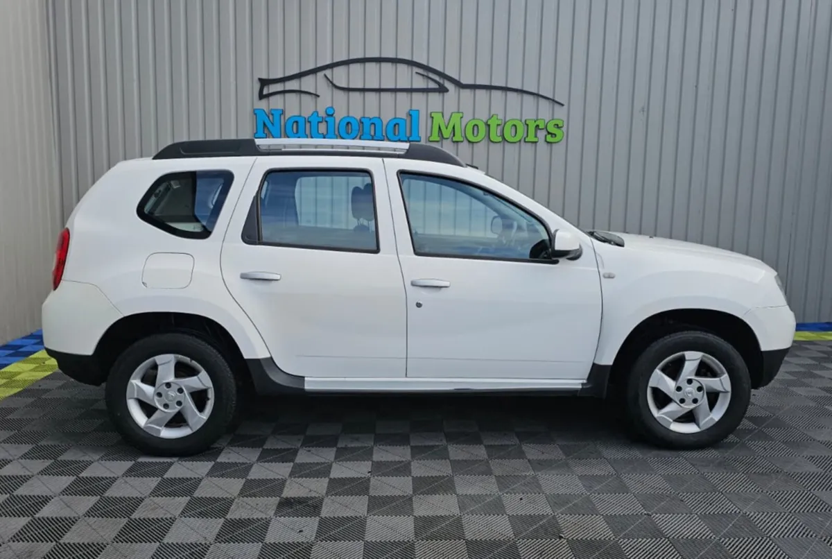 2014 Dacia Duster 1.5 dCi SIGNATURE 4WD - Image 2