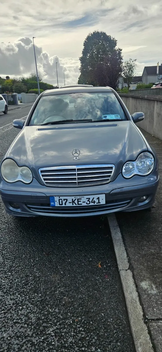 Mercedes-Benz C-Class 2007 - Image 3