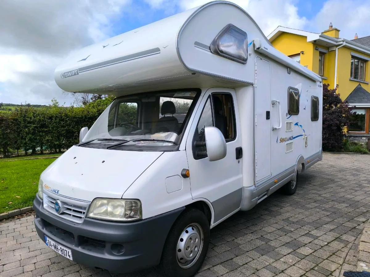 6 Berth motorhome - Image 2