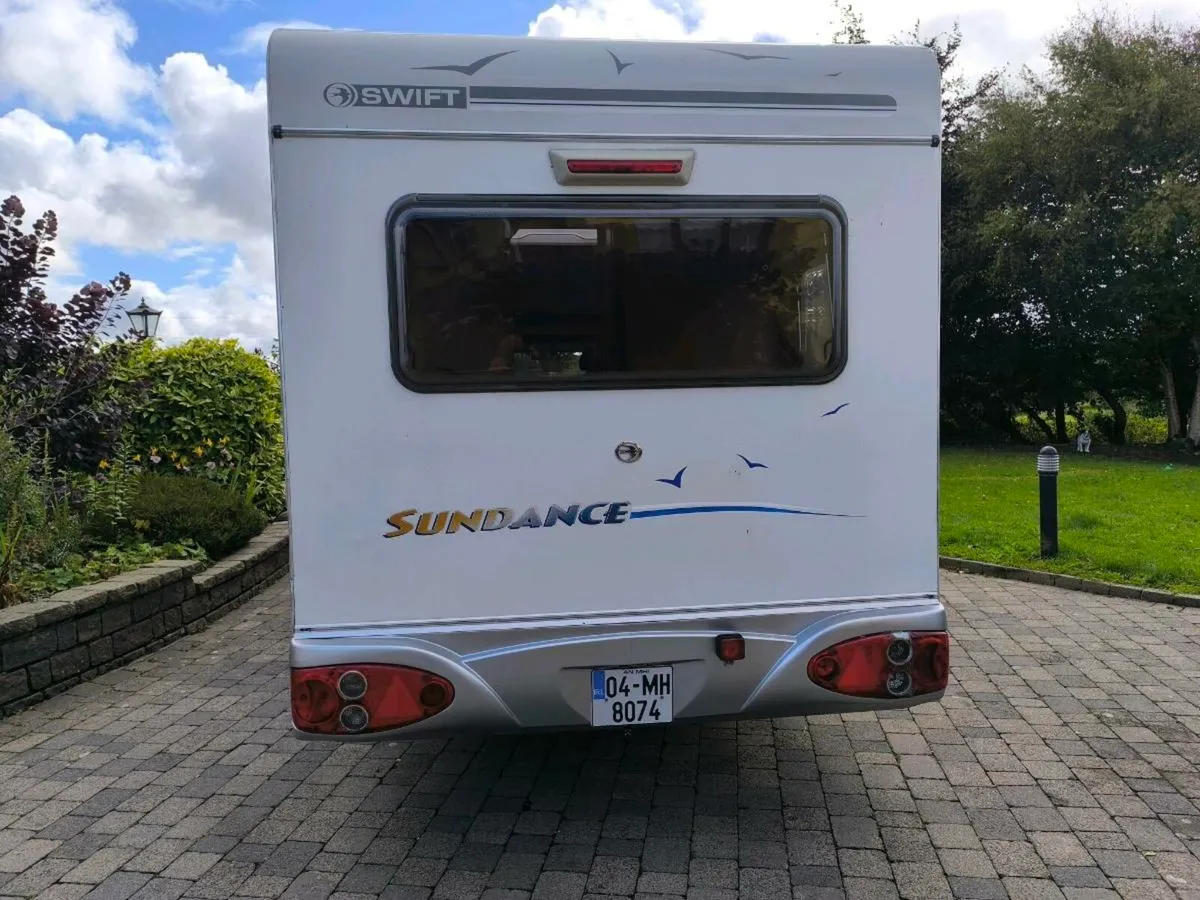 6 Berth motorhome - Image 4