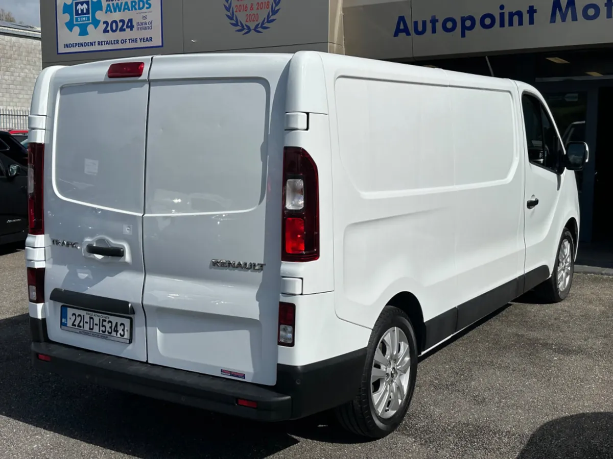 2.0 DCI SPORT BLUE (130bhp) - SAVE 2000eur - Image 3