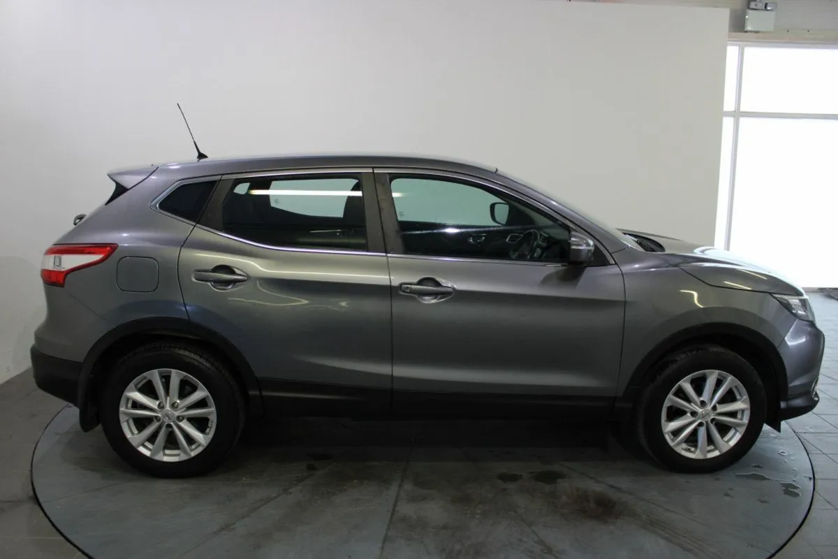 Nissan QASHQAI 1.5 DSL SV Connect - Image 4