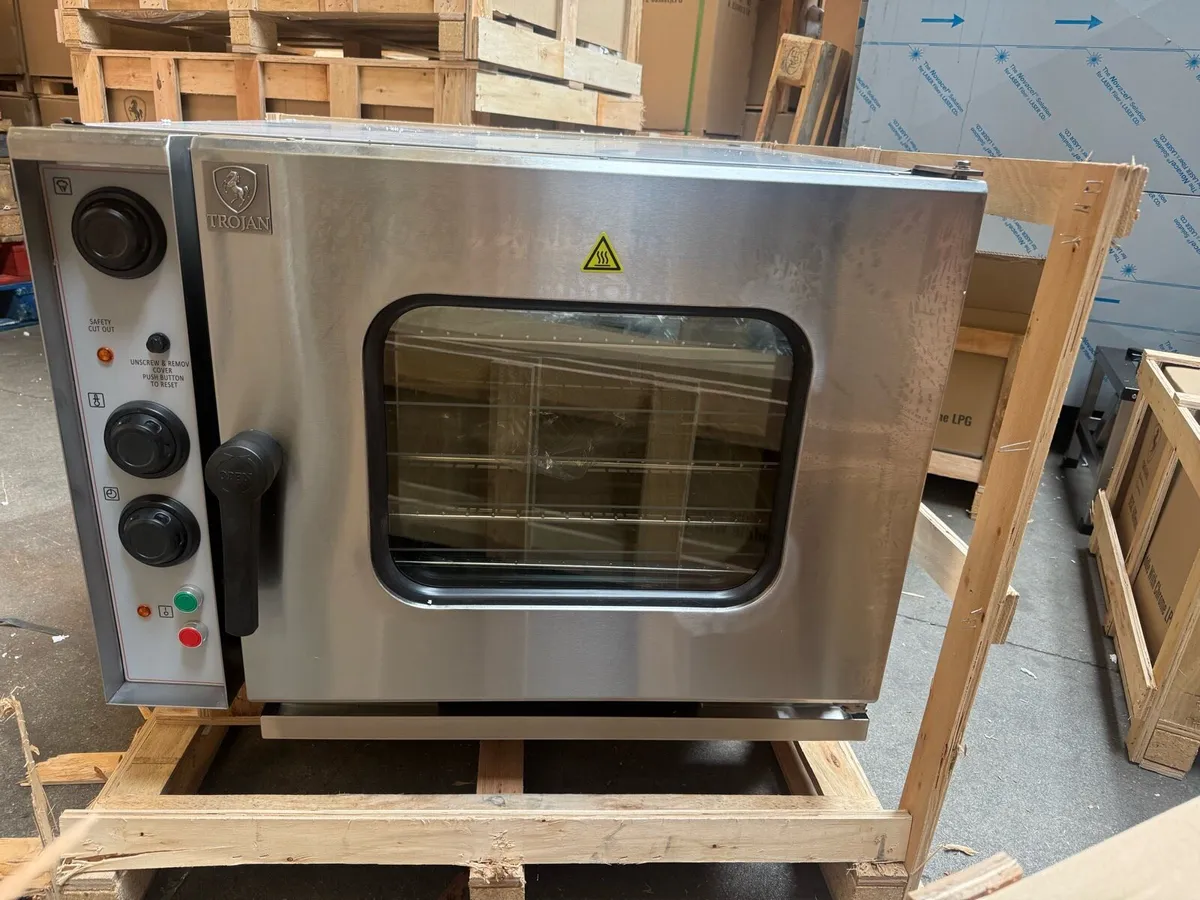 New trojan elec combi oven - Image 1