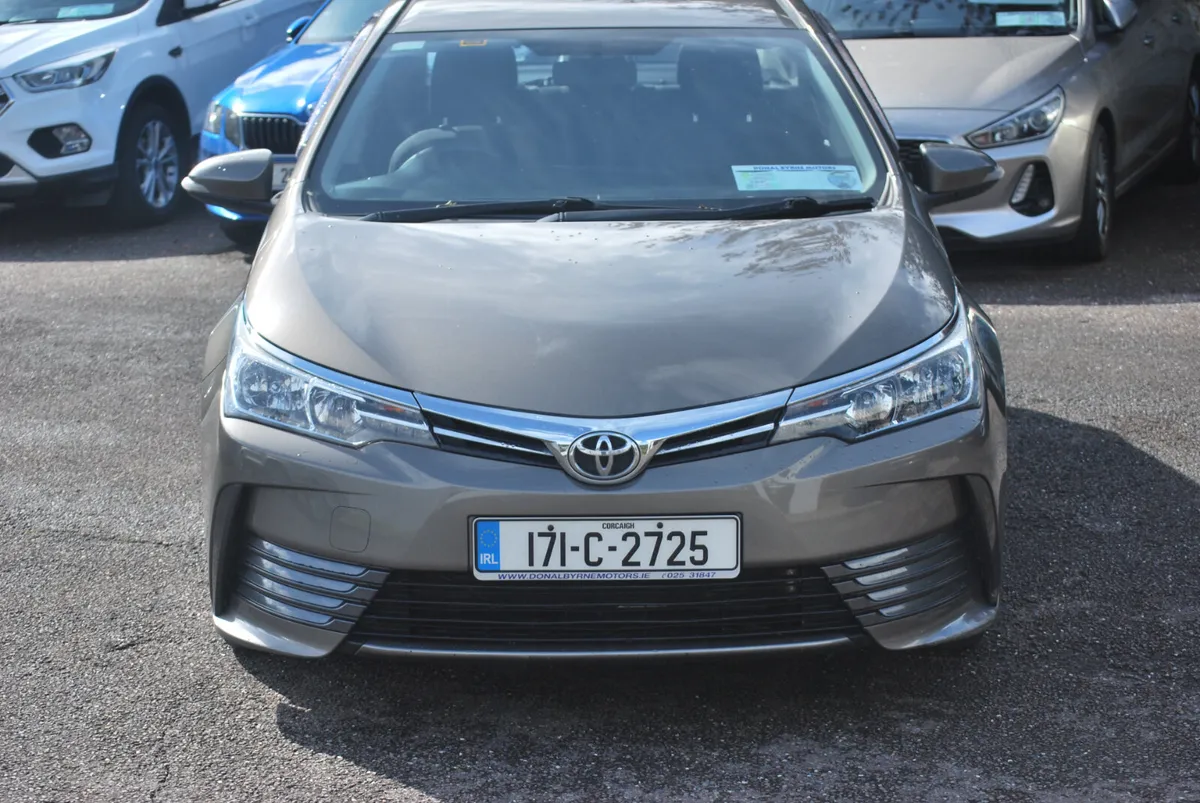 Toyota Corolla 2017 Terra 1.4 D4D - Image 2