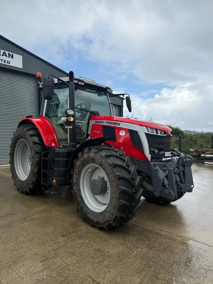 Massey Ferguson 7S 180 - Image 3