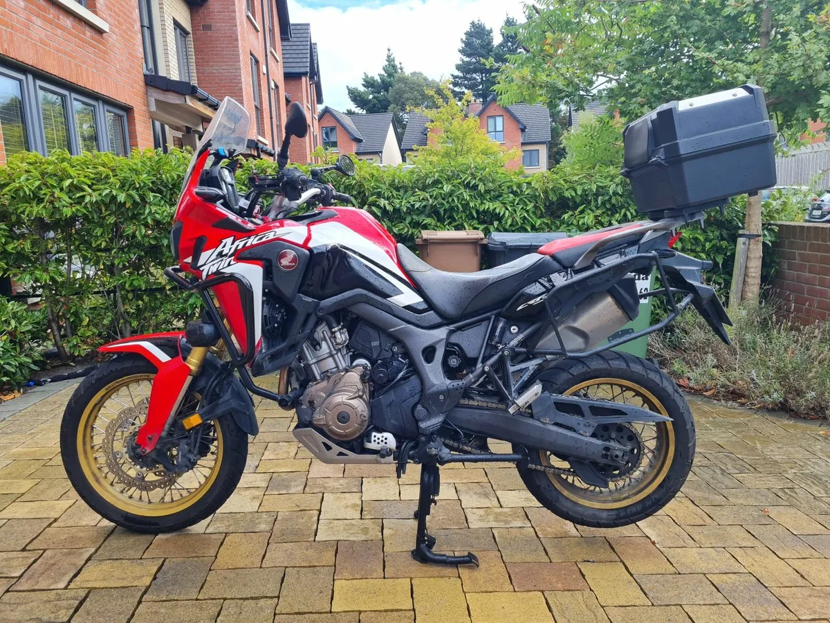 2016 Honda Africa Twin DCT CRF1000 - Image 2
