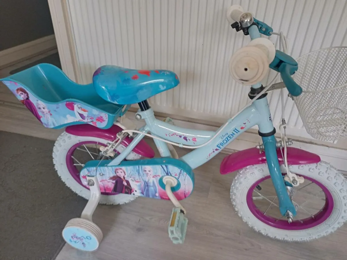 Kids frozen bike size 12 inch wheels - Image 1