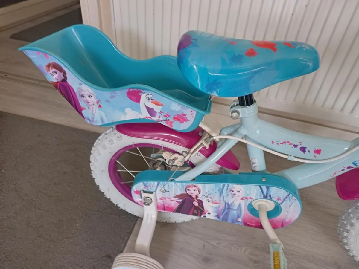 Kids frozen bike size 12 inch wheels - Image 3