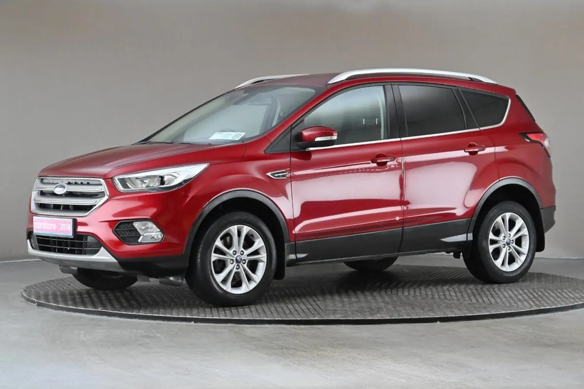 Ford Kuga 1.5tdci 120BHP FWD Titanium 6spd  half - Image 4