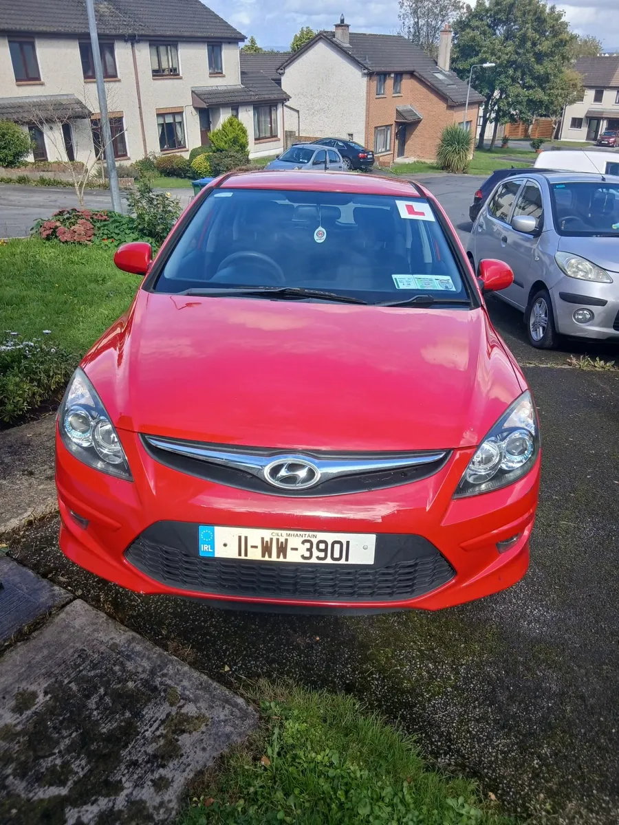 Hyundai i30 2011 - Image 1