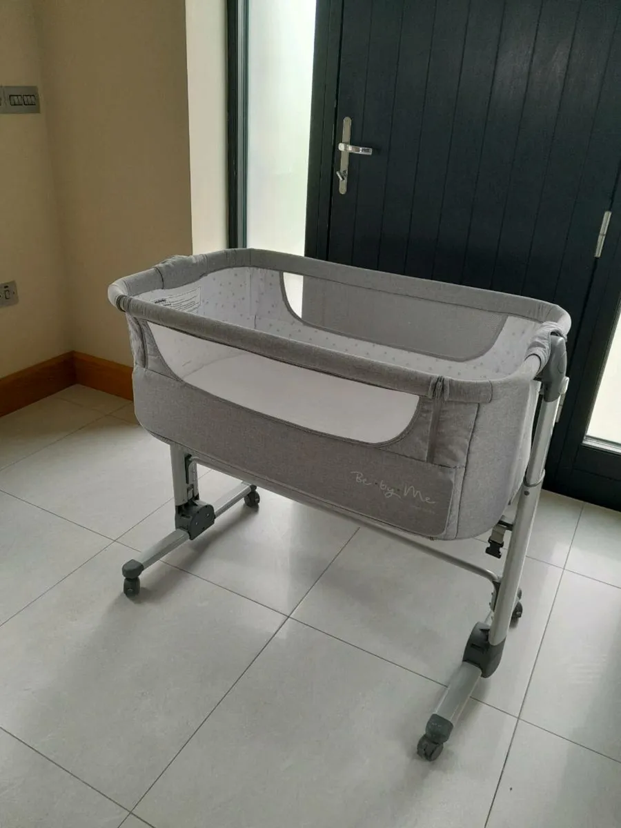 Baby Elegance Be By Me Bedside Crib - Image 1