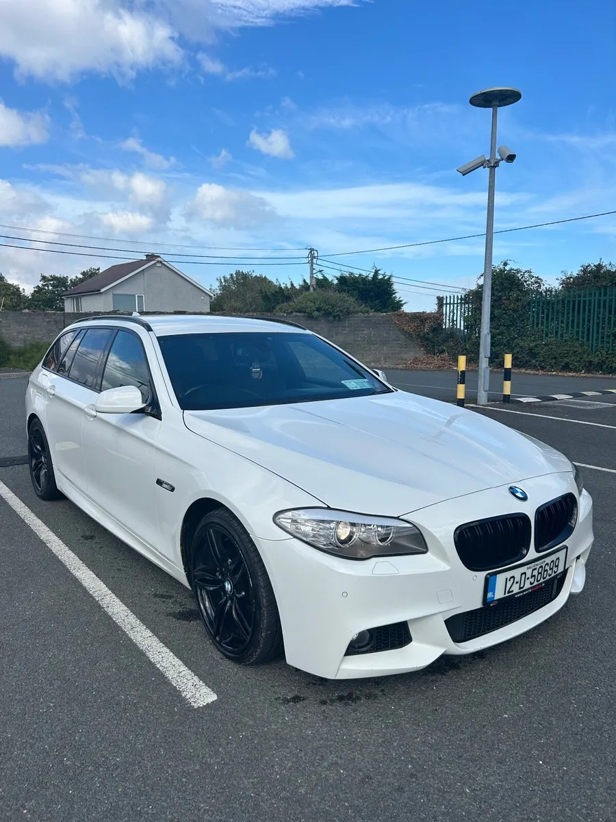 BMW 5-Series 2012 - Image 1