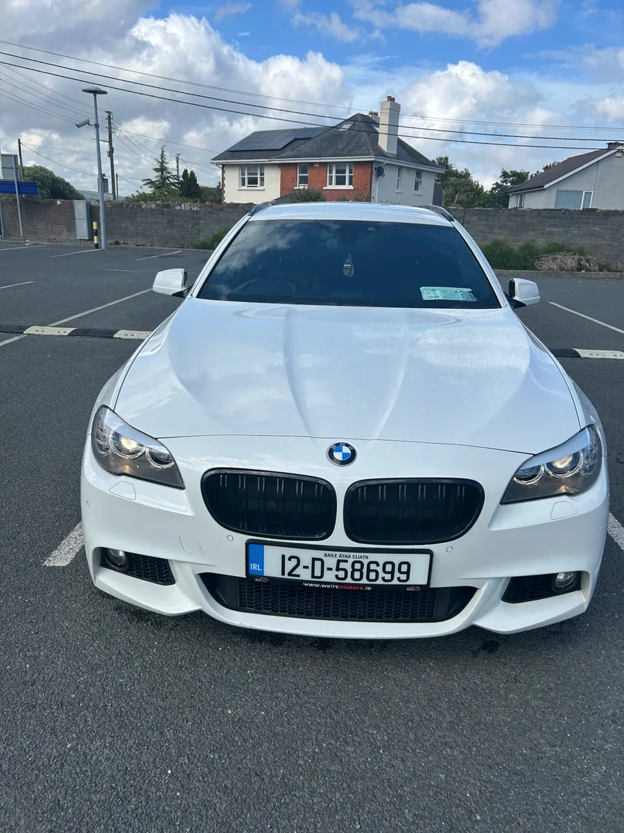 BMW 5-Series 2012 - Image 2