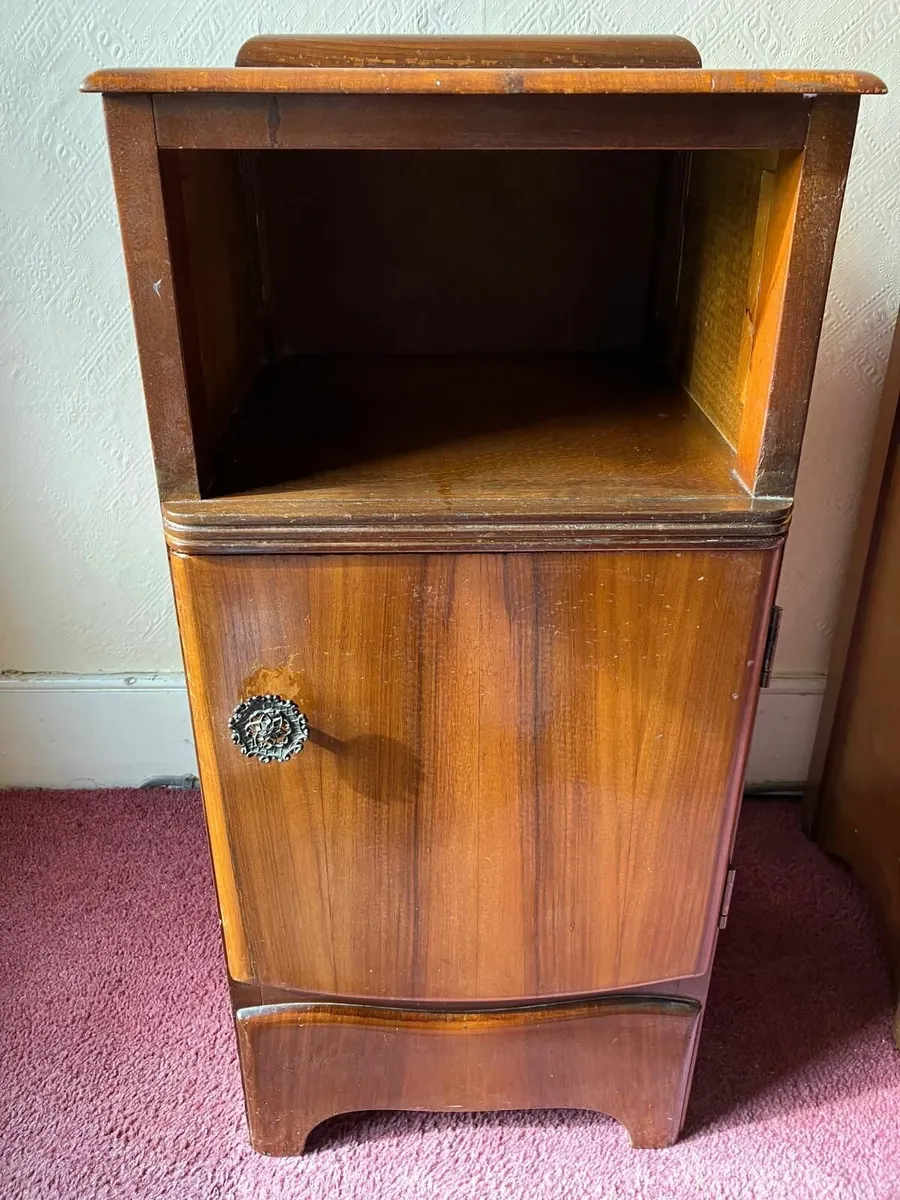 Vintage mid-century bedside locker - Image 1