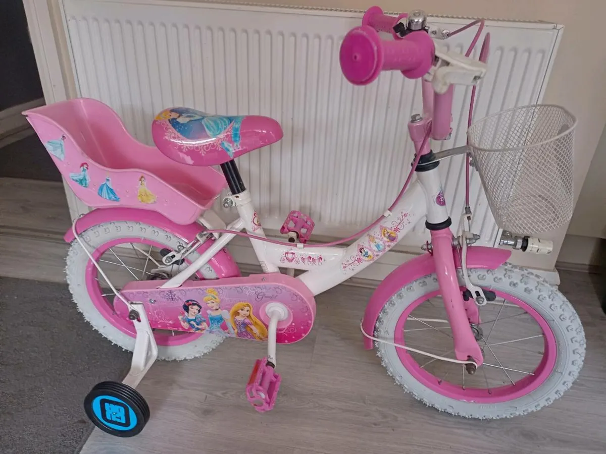 Kids Disney princess bike size 14 inch wheels. - Image 2