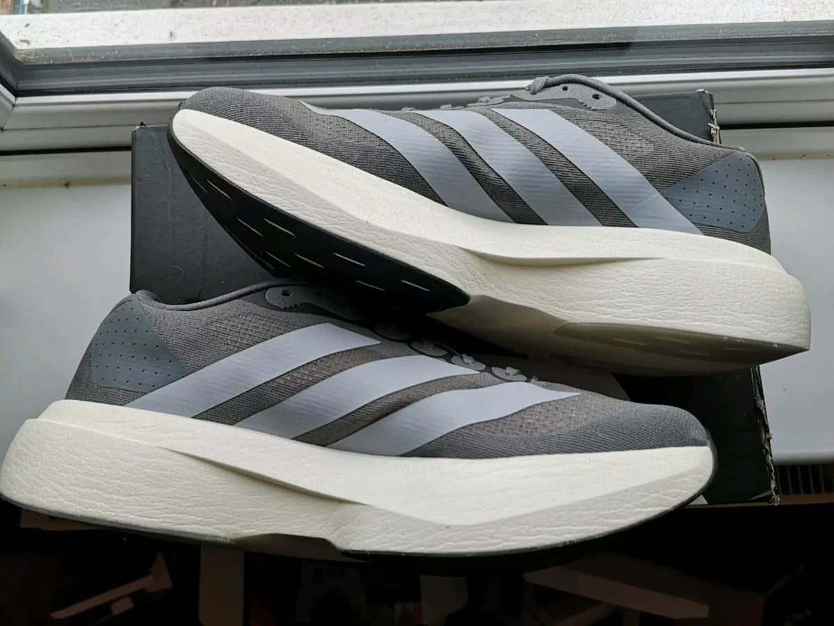 Adidas Evo Sl size 9 - Image 2