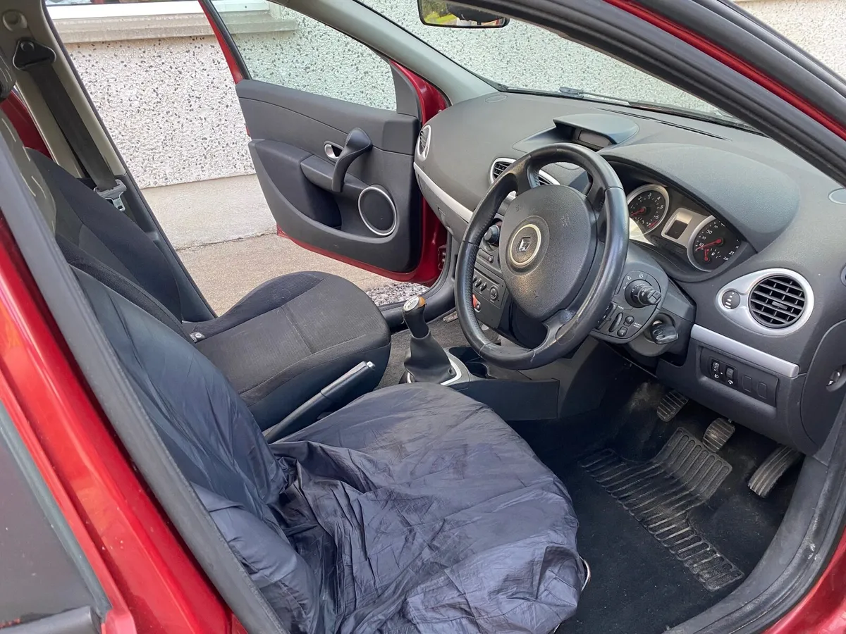 Renault Clio 2006 - Image 3