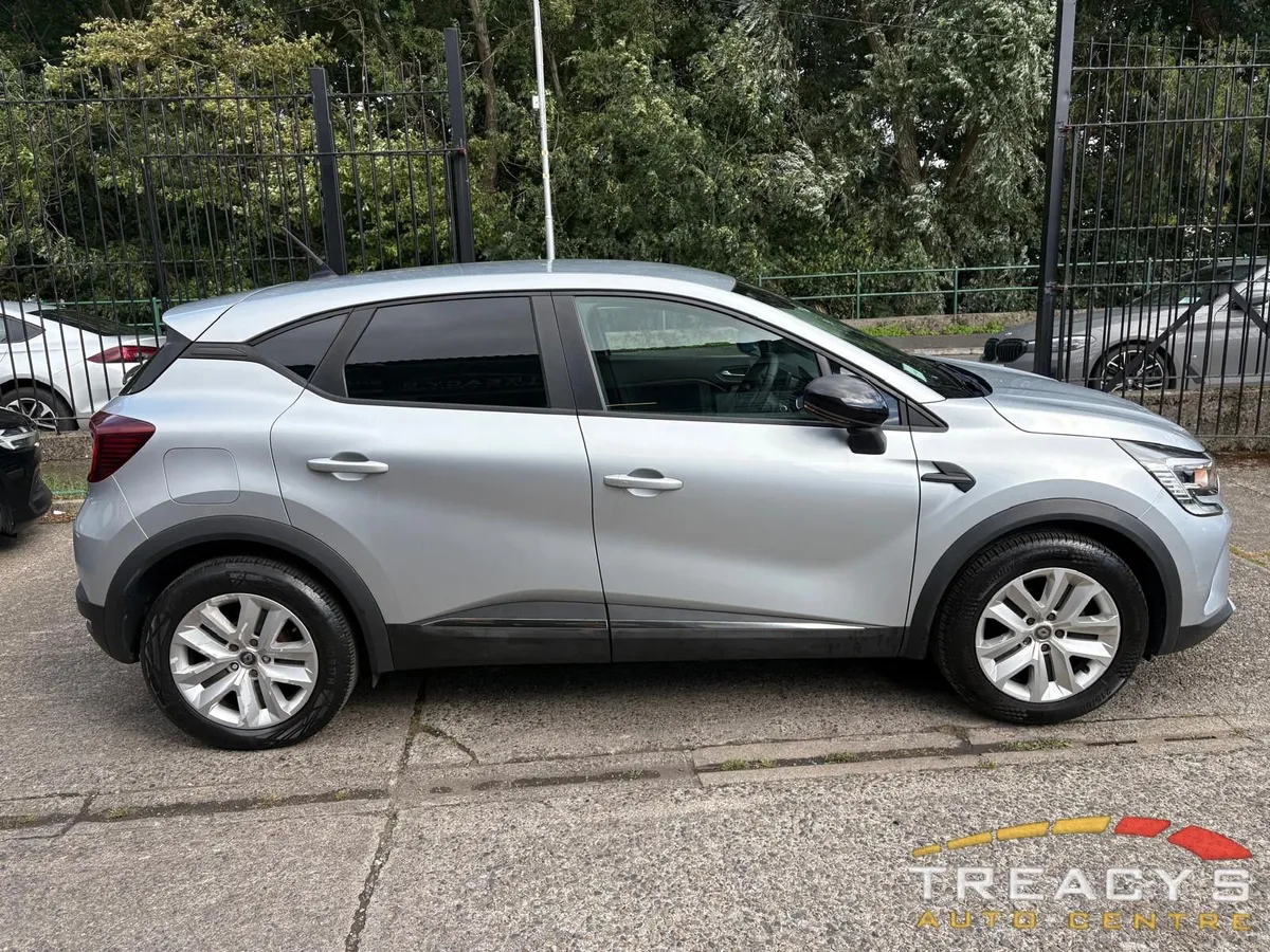 Renault Captur 2021 - Image 3