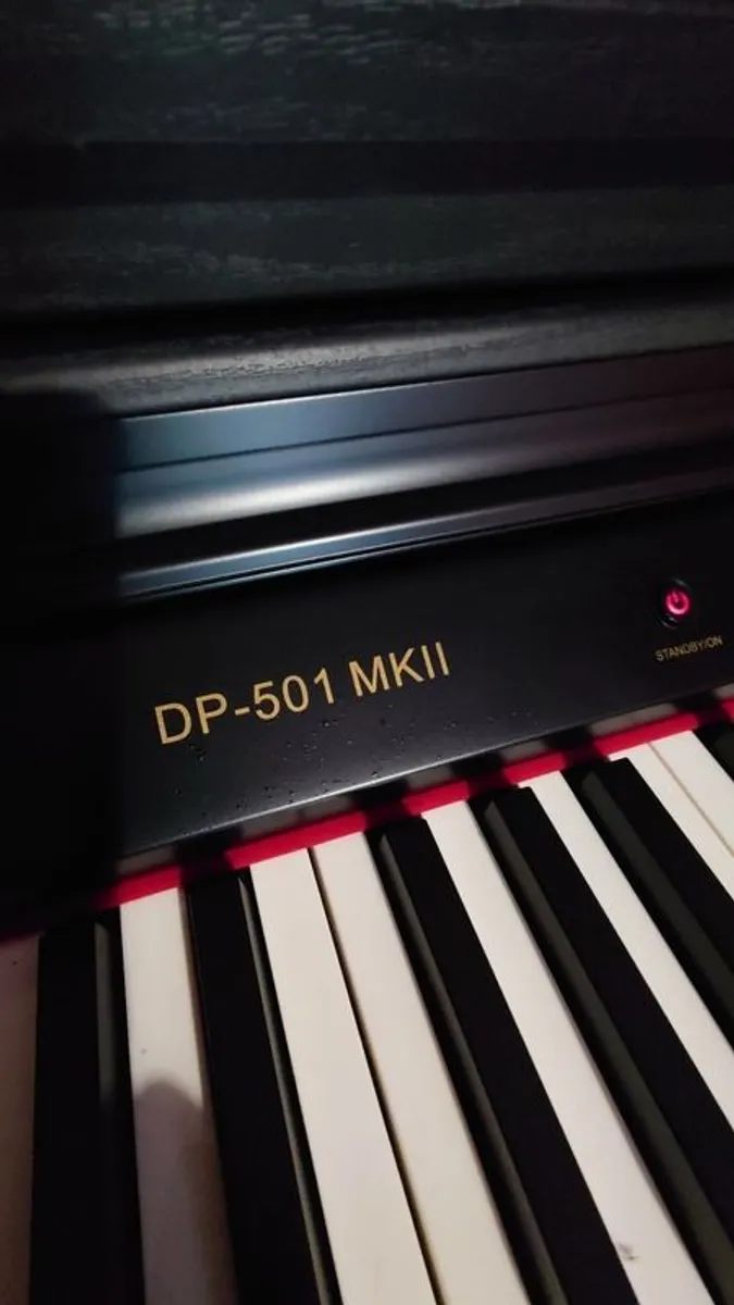 Digital Piano - Image 4