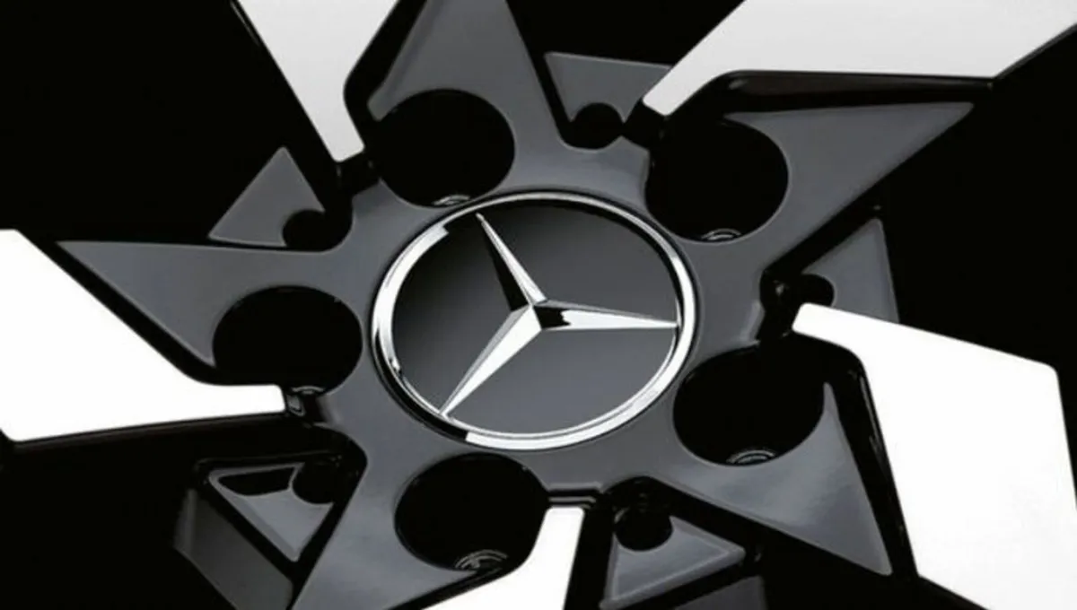 Mercedes Centre Caps (Black) FREE POST - Image 1