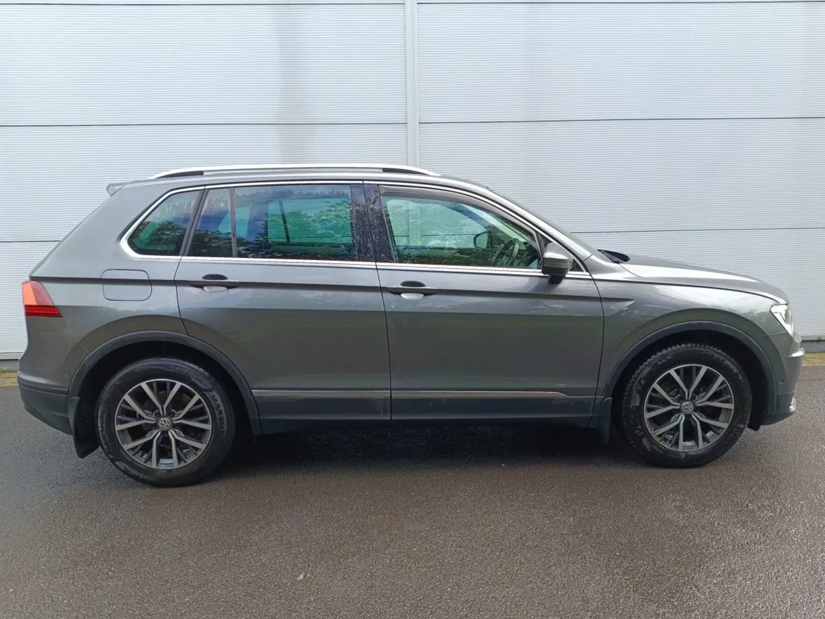 Volkswagen Tiguan 2.0 TDI 150HP Comfortline Panor - Image 2