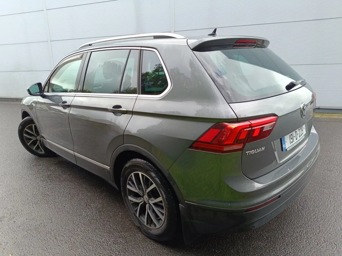 Volkswagen Tiguan 2.0 TDI 150HP Comfortline Panor - Image 3