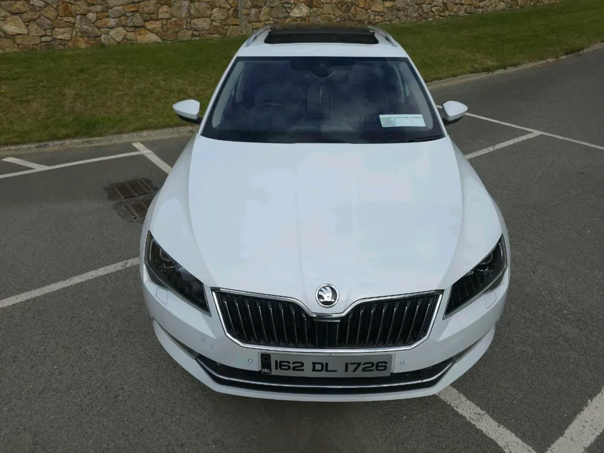 162 SKODA SUPERB 2.0TDI L&K 190BHP DSG4X4 PANROOF - Image 2