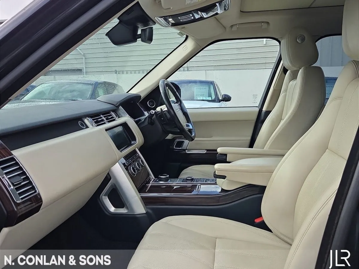 Land Rover Range Rover 3.0d Vogue  main Land Rove - Image 3
