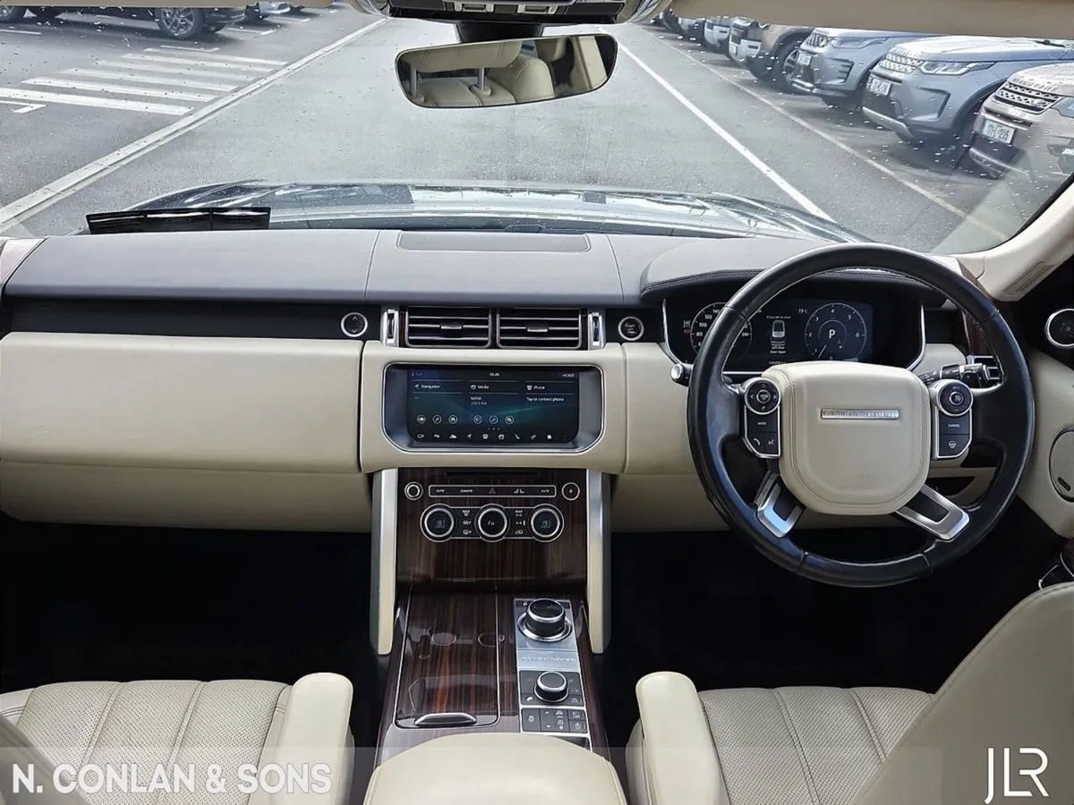 Land Rover Range Rover 3.0d Vogue  main Land Rove - Image 4