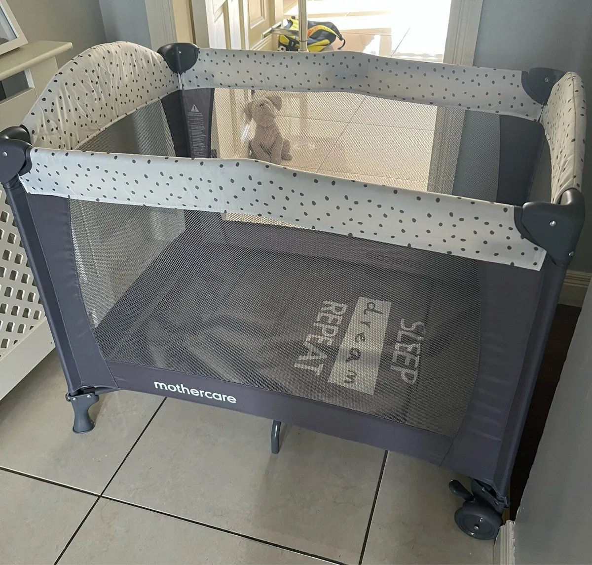 Mothercare travel cot - Image 3