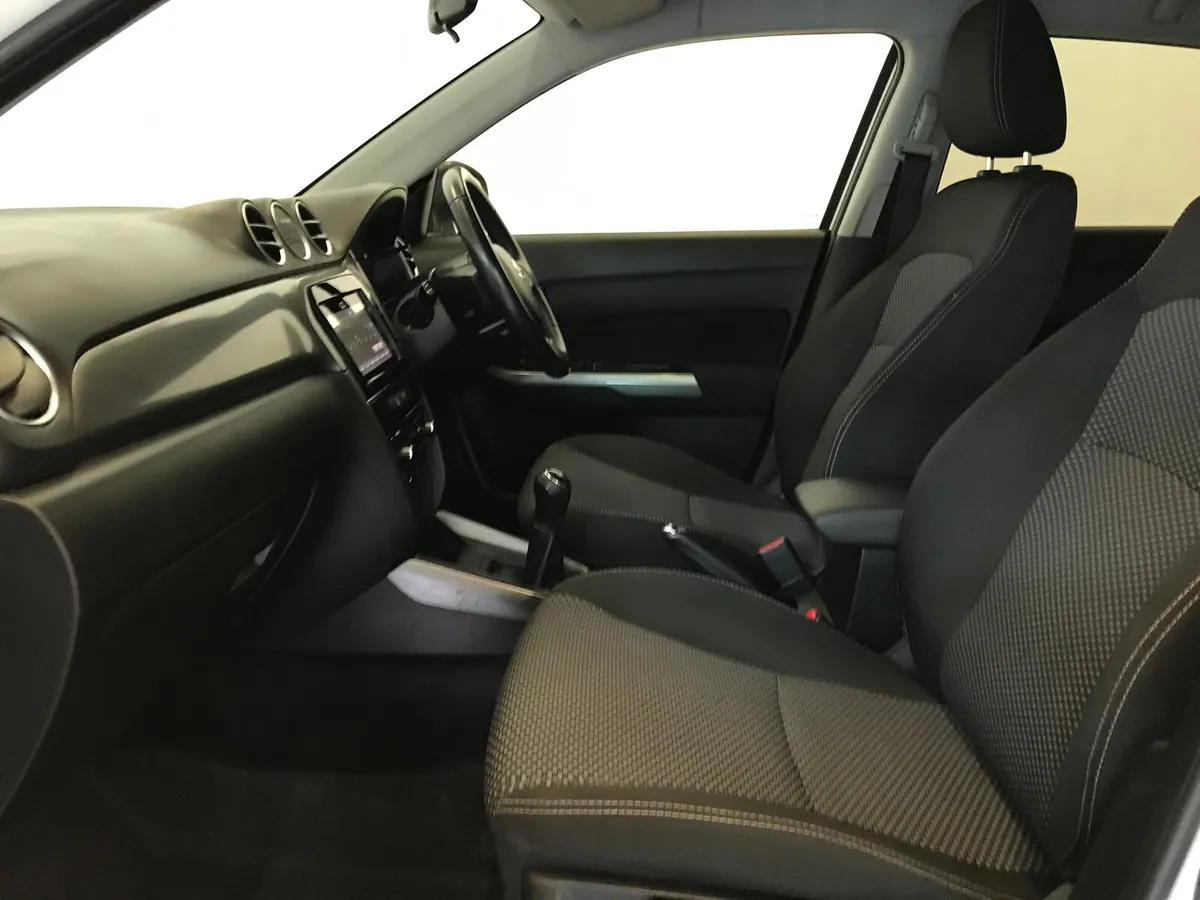 Suzuki Vitara 1.0 Boosterjet SZ-t 2019 - Image 3