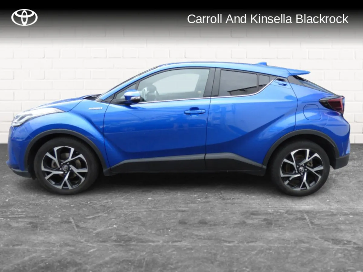 Toyota C-HR Hybrid Sport - Image 2