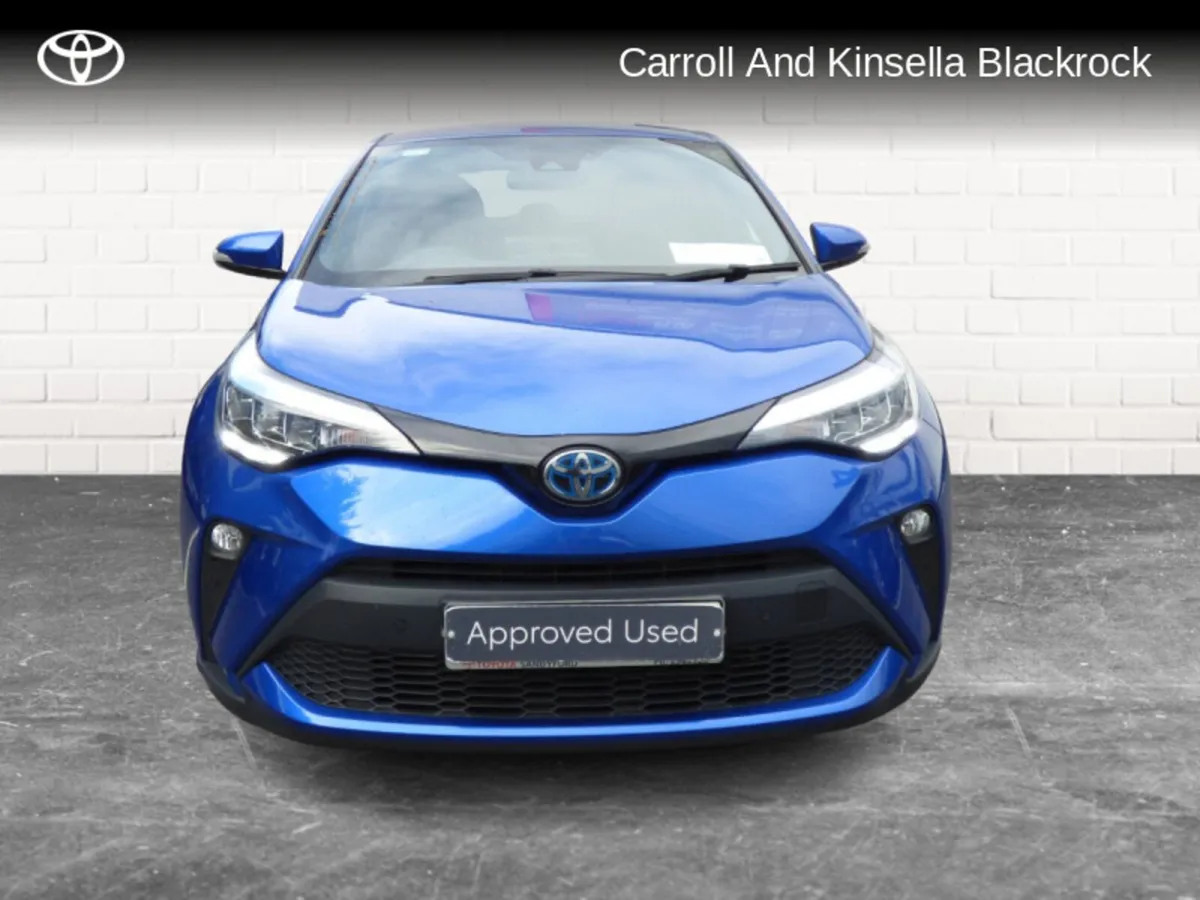 Toyota C-HR Hybrid Sport - Image 3