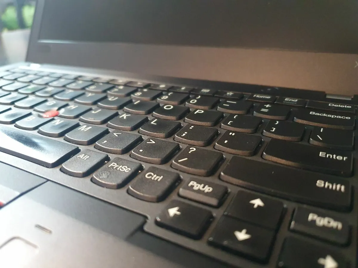 12 MONTH WARRANTY ThinkPad X280 – i5 / 8GB / 256GB - Image 2