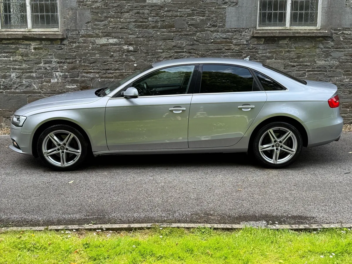 2015 Audi A4 S-Line Automatic - Image 3