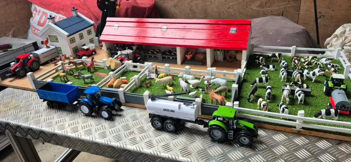 Farm set - Image 1