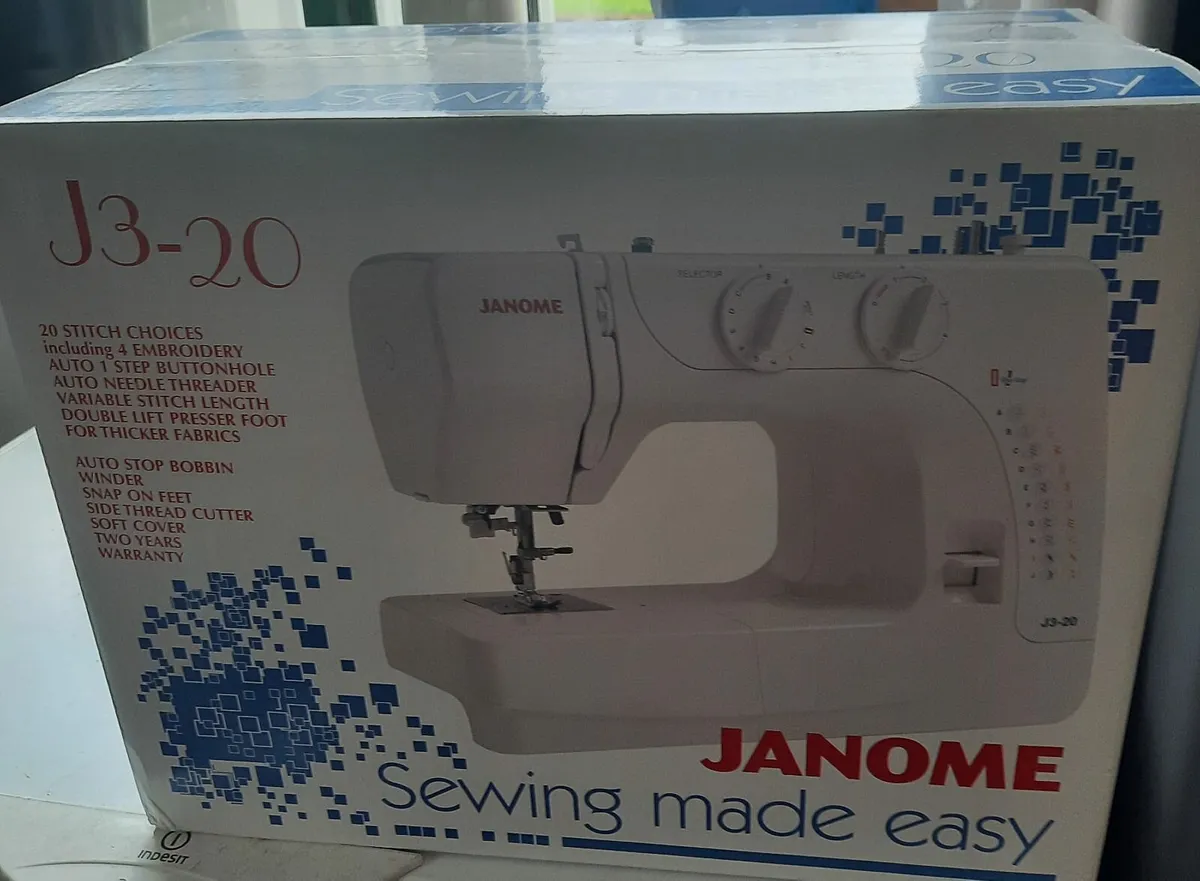 Janome j3-20 sewing machine, brand new in box - Image 3