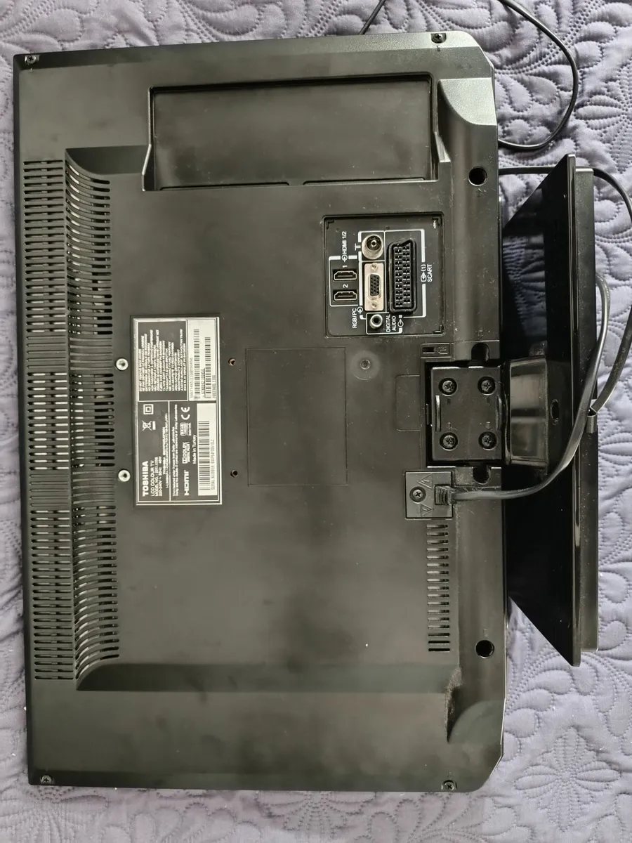 22' inch LCD Colour TV - Image 4