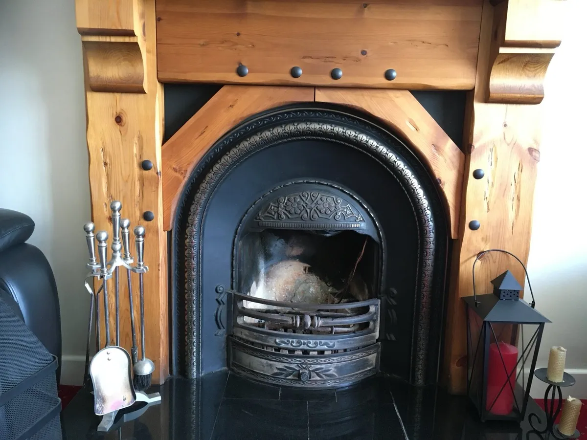 Fire place. - Image 3