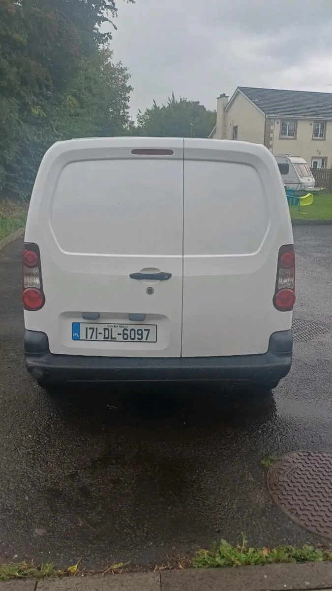 2017 Peugeot partner - Image 4