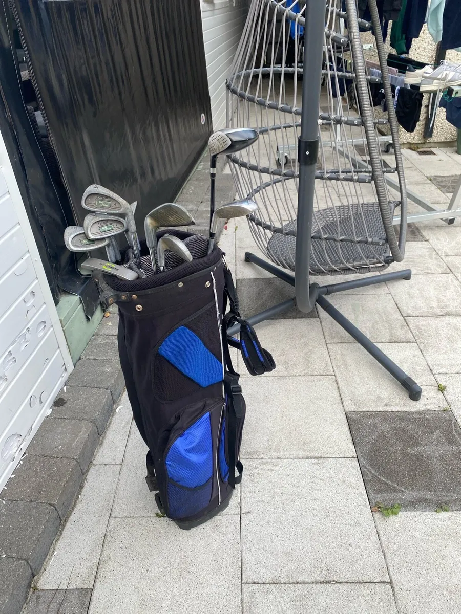 Golf iron set, 3 wood,Taylor made 5 hybrid and bag - Image 1
