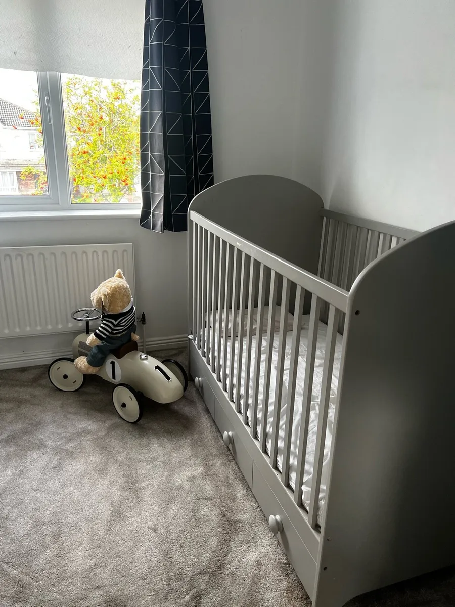 Cot - Image 2