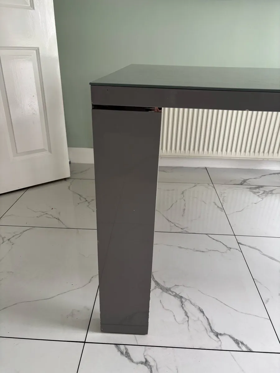 Dining table - Image 3